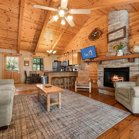Ozarks Oasis Cabin-3